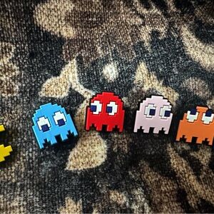 Pac-Man Shie Charm Set